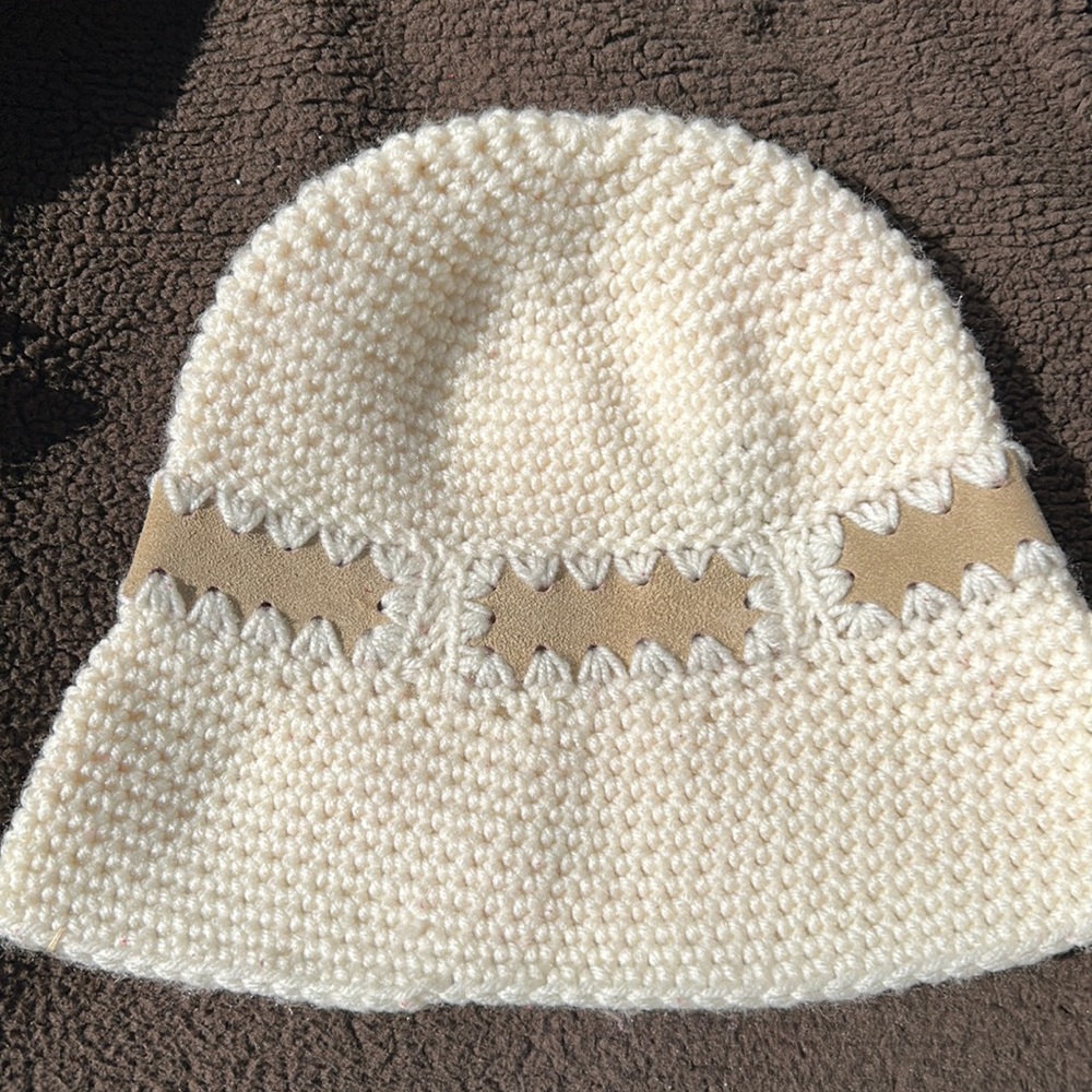 Vintage Y2K Hand Crochet Bucket Hat
